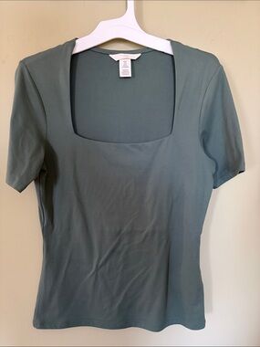 H&M Short Sleeve Square Neck Tee in Sage